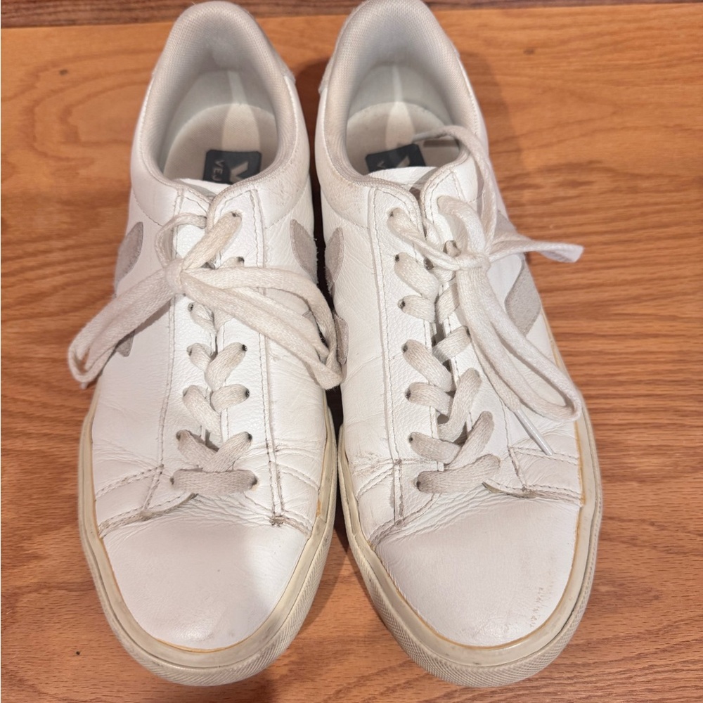 White VEJA Leather Low-Top Sneakers. Tan accents